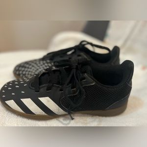 Kids Adidas Predator Indoor Soccer Shoes- youth size 1
